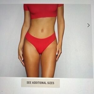 Skims Fits Everybody Super Cropped T-Shirt